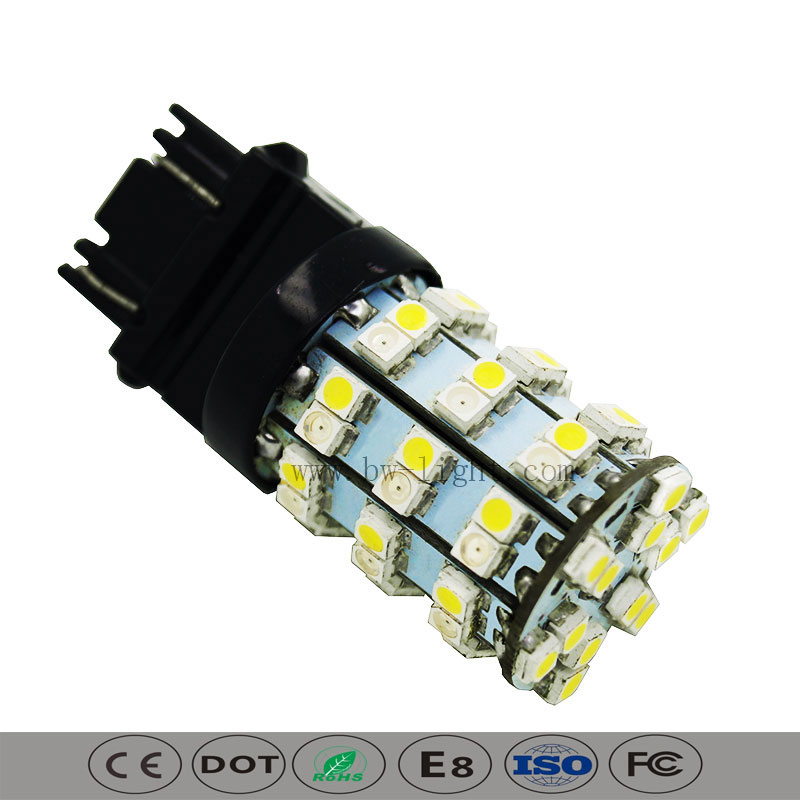 Lámpara automática de LED de bombilla de doble luz de 3157BASE